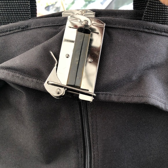 Heavy duty Garment Bag - Picture 3 of 9